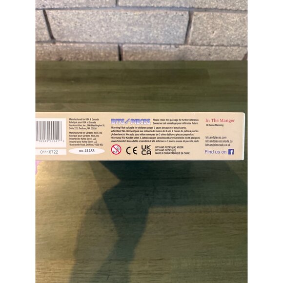 Nativity Scene 500-Piece Jigsaw Puzzle By Bits And Pieces - Picture 6 of 7